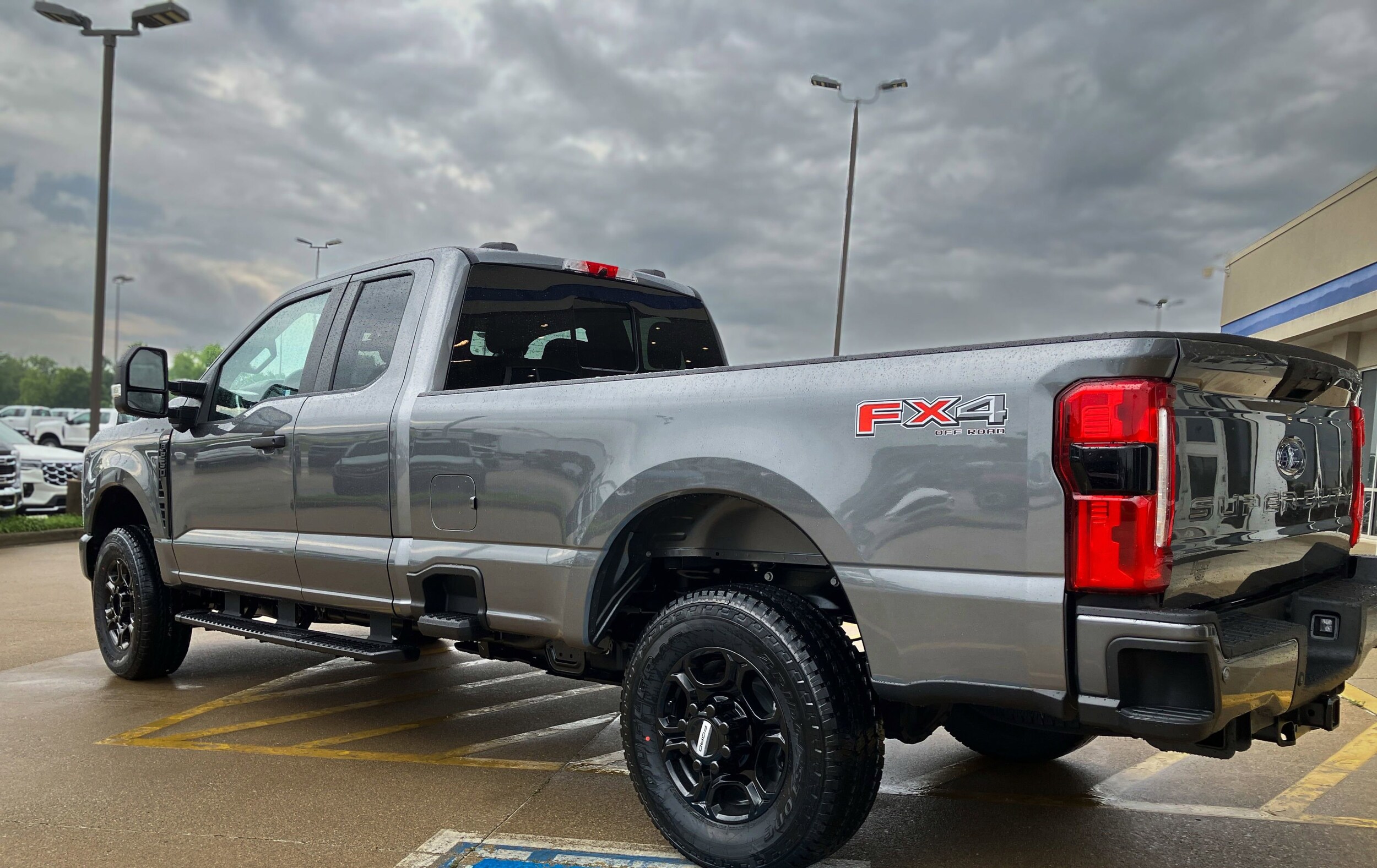 2025 Ford F-250 XL photo 3