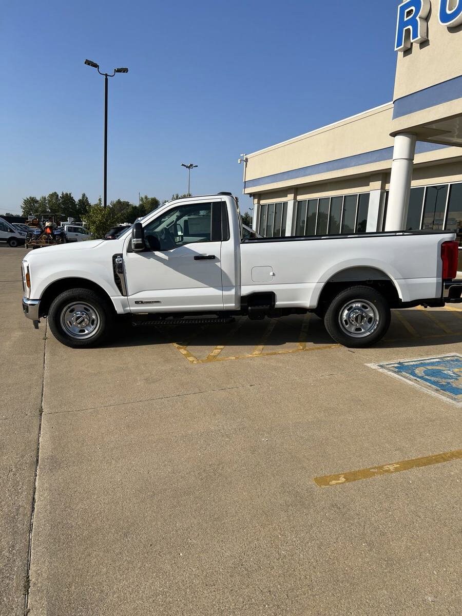 2024 Ford F-350 XL photo 4