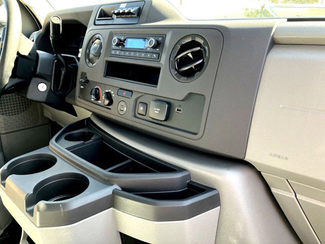 2025 Ford E-Series Cutaway Base - Photo 14