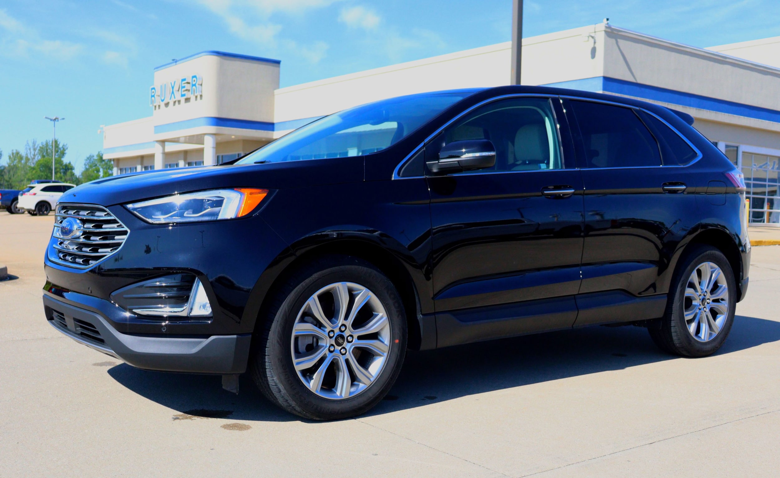 2024 Ford Edge Titanium AWD 