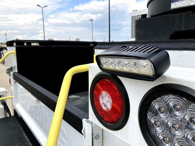 2024 Ford F-550 Super Duty Chassis Cab XL - Photo 26