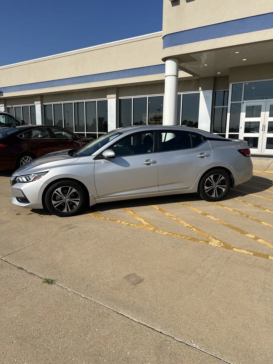 Used 2022 Nissan Sentra SV with VIN 3N1AB8CV5NY286190 for sale in Jasper, IN