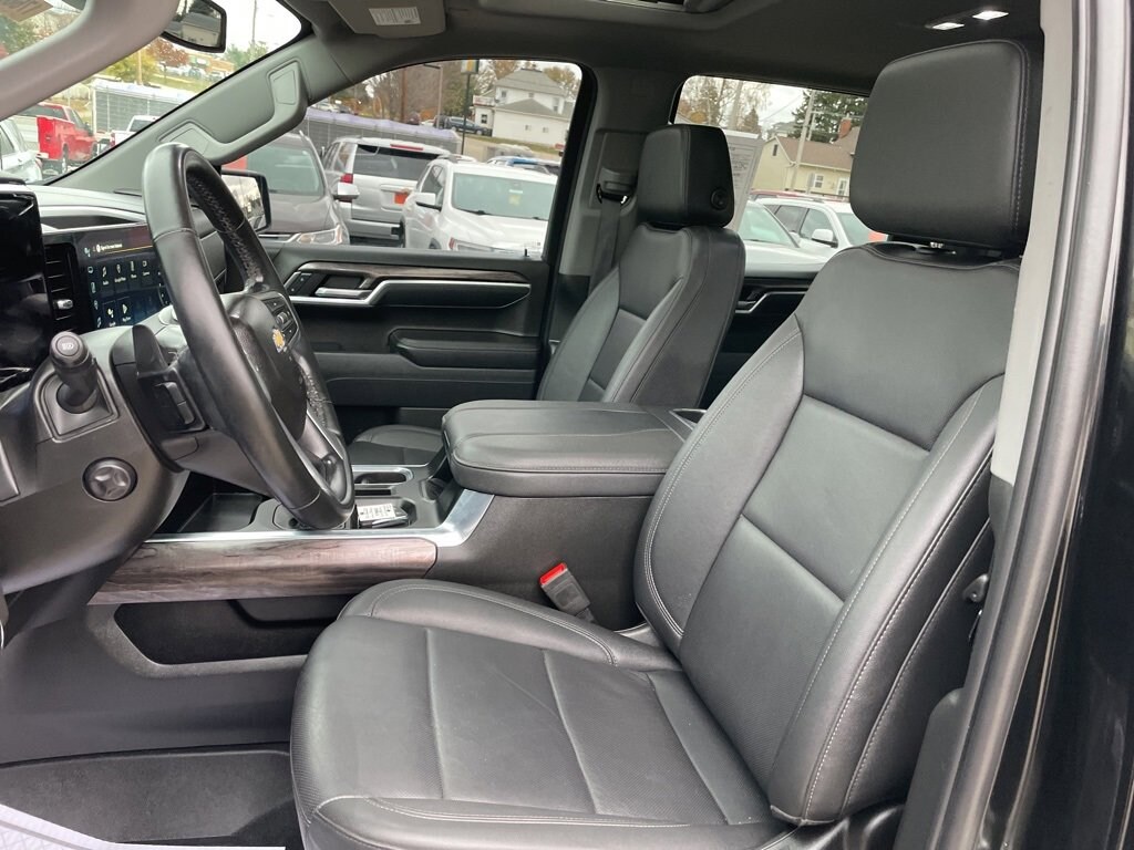 Used 2025 Chevrolet Silverado 1500 LTZ Truck Crew Cab