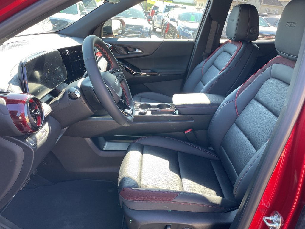 2026 Chevrolet Equinox RS photo 3