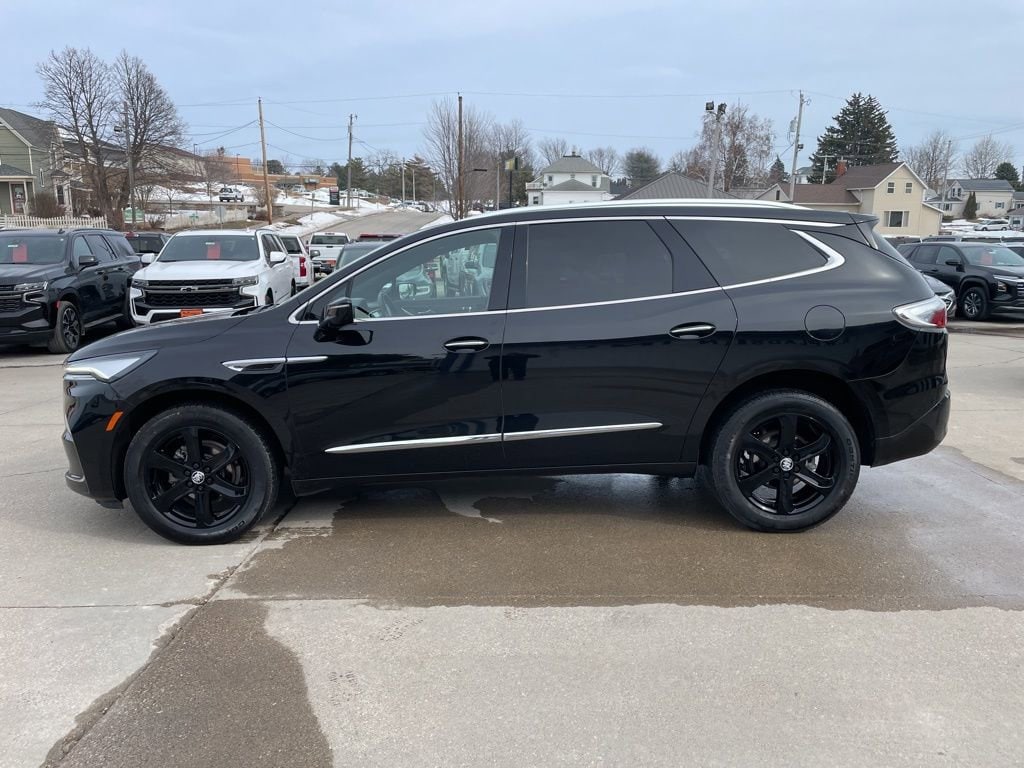 Used 2023 Buick Enclave Essence SUV