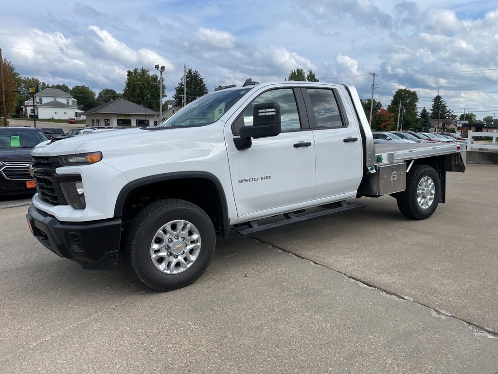 2025 Chevrolet Silverado 3500HD Work Truck's photo