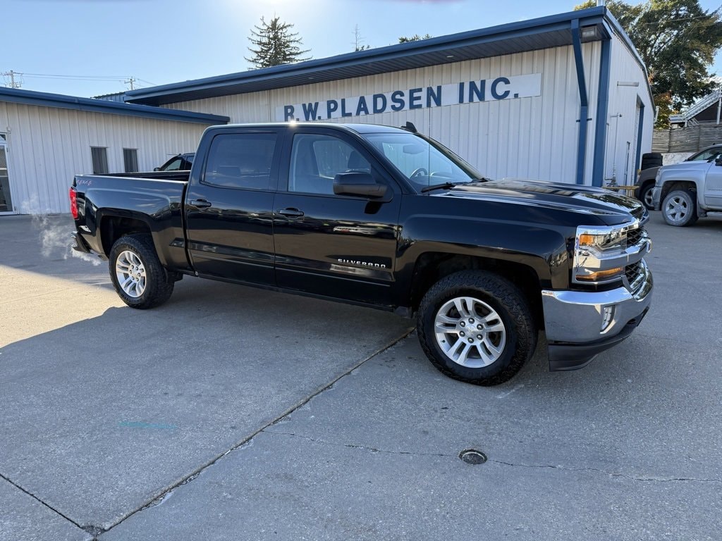 Used 2018 Chevrolet Silverado 1500 LT Truck Crew Cab