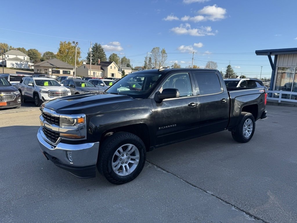 Used 2018 Chevrolet Silverado 1500 LT Truck Crew Cab