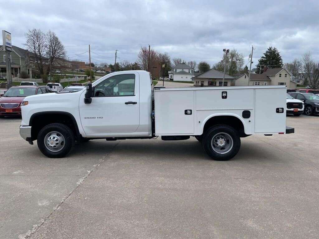 Used 2025 Chevrolet Silverado 3500 HD Chassis Work Truck Truck Regular Cab