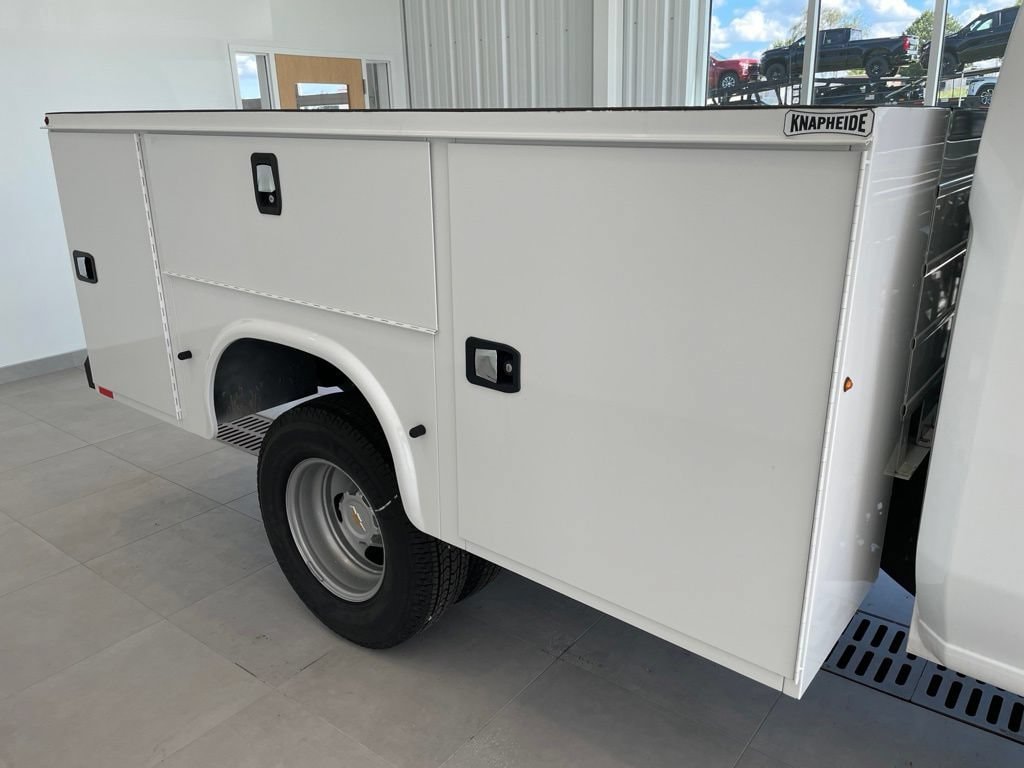 2025 Chevrolet Silverado 3500HD Work Truck - Photo 11