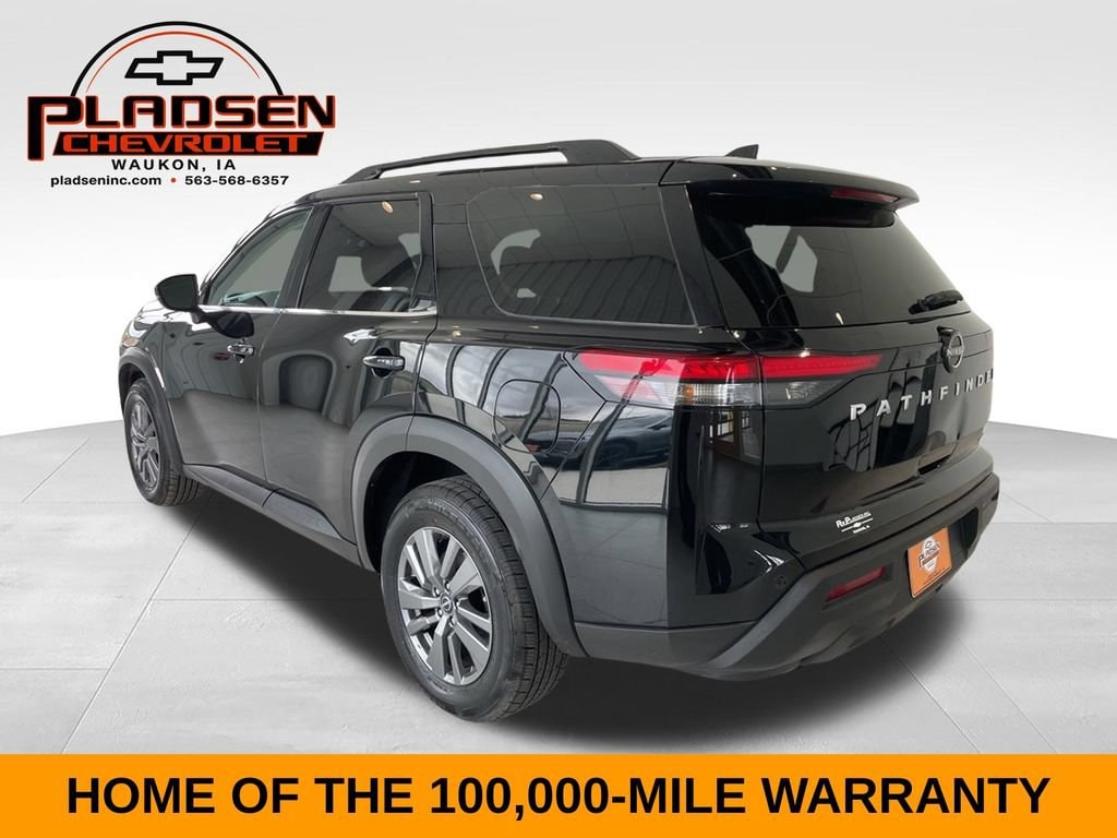 Used 2025 Nissan Pathfinder SV SUV