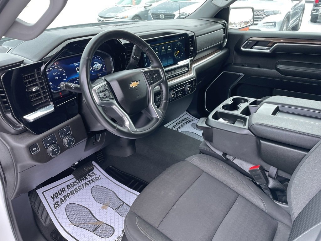 Used 2025 Chevrolet Silverado 1500 LT w/1LT Truck Crew Cab