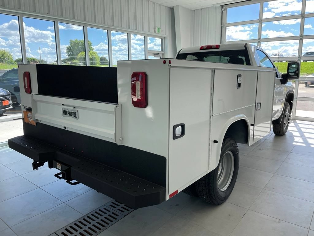 2025 Chevrolet Silverado 3500HD Work Truck - Photo 10