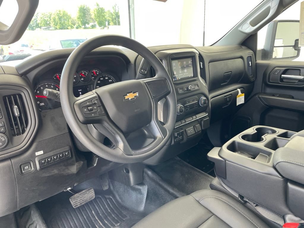 2025 Chevrolet Silverado 3500HD Work Truck - Photo 15