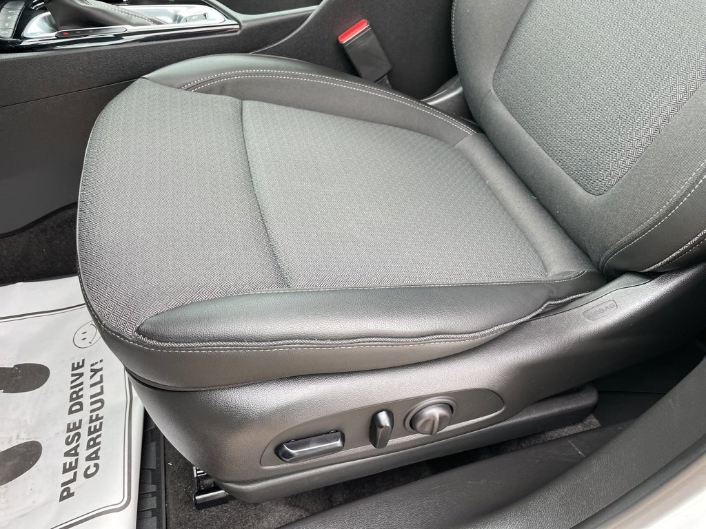 2023 Buick Encore GX Select photo 4