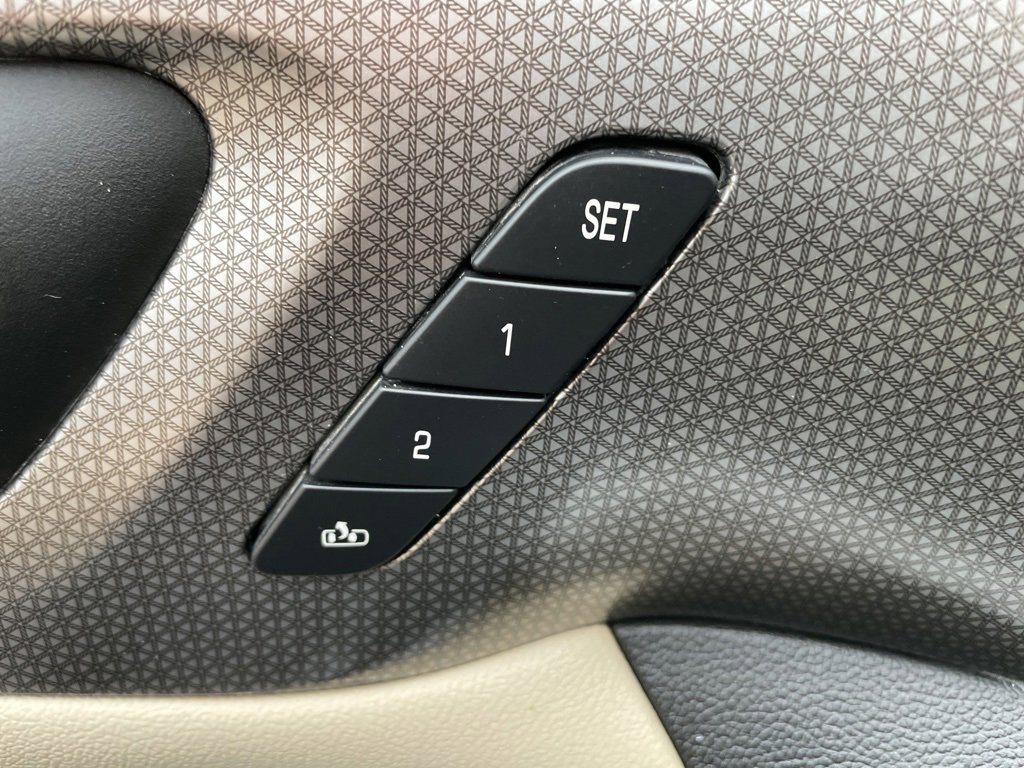 2023 Chevrolet Traverse Premier photo 4