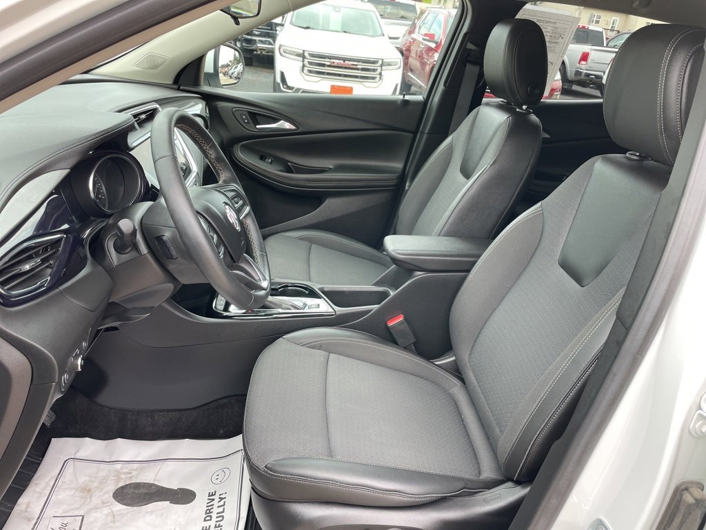 2023 Buick Encore GX Select photo 3