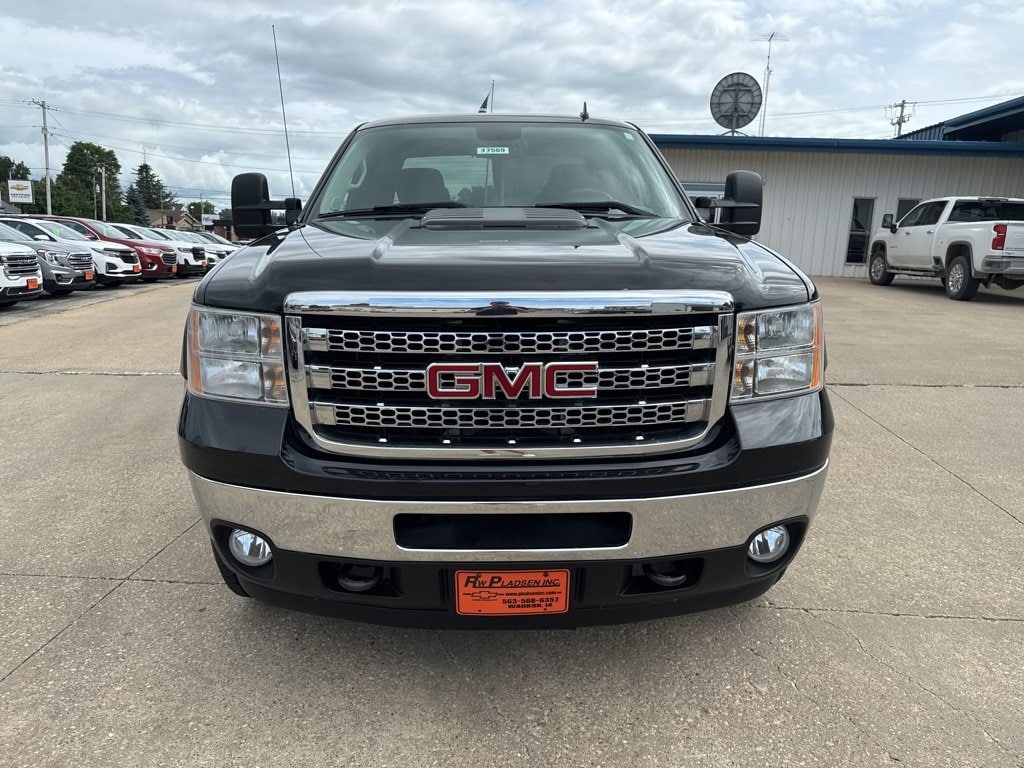 Used 2013 GMC Sierra 2500HD SLE with VIN 1GT220CG5DZ120311 for sale in Waukon, IA