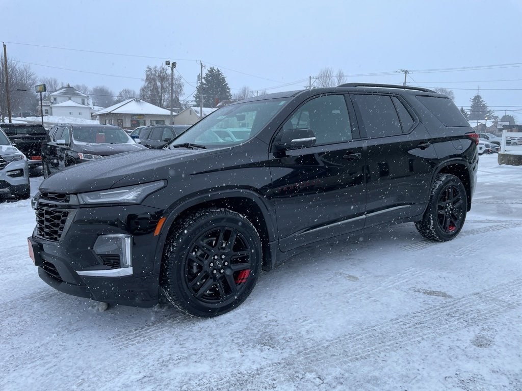 2022 Chevrolet Traverse Premier's photo