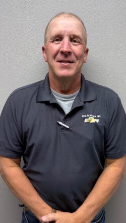 Staff member Steve from ID_8bb830effb0f