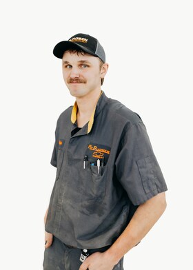 Staff member Austyn from ID_c537fffe9c86