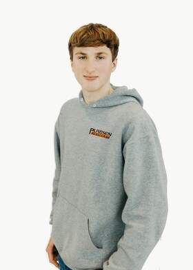 Staff member Isaak  from ID_c537fffe9c86