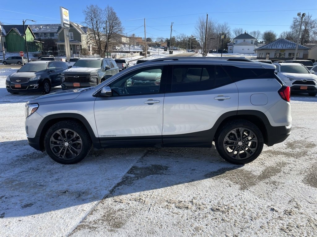 Used 2021 GMC Terrain SLT SUV