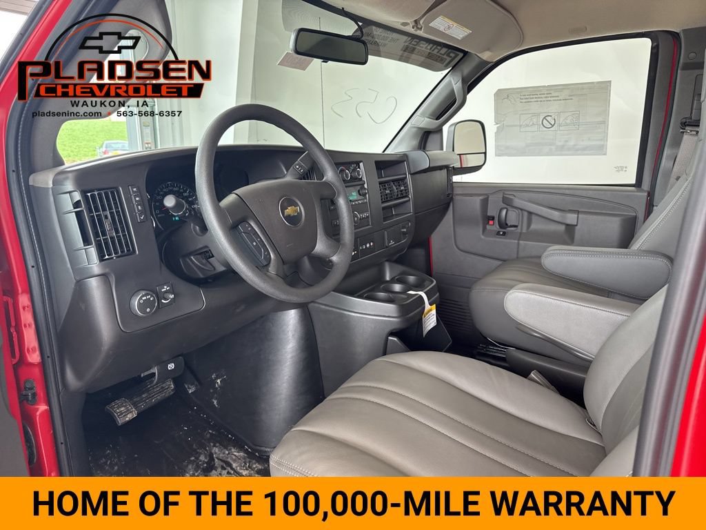 2025 Chevrolet Express Passenger LS - Photo 6