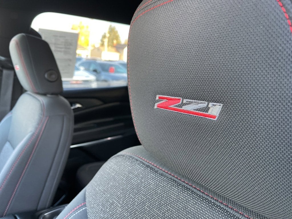 Used 2024 Chevrolet Traverse Z71 SUV