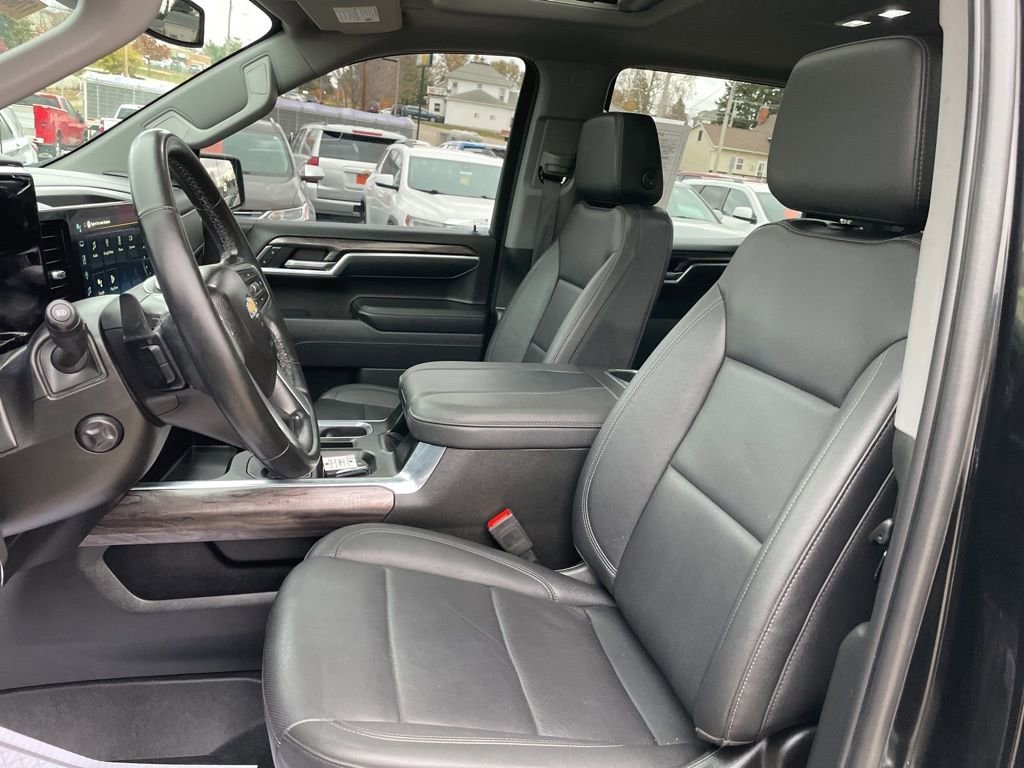 Used 2025 Chevrolet Silverado 1500 LTZ Truck Crew Cab