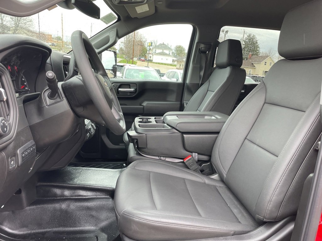 2025 Chevrolet Silverado 3500HD photo 3