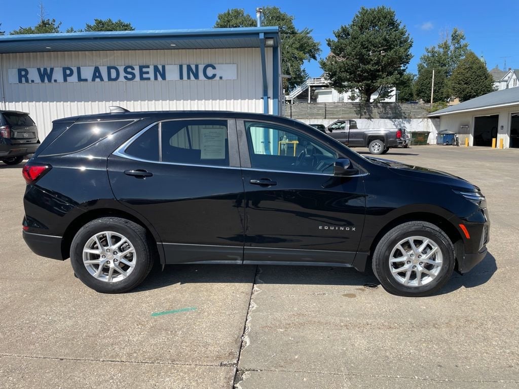 2023 Chevrolet Equinox LT - Photo 16