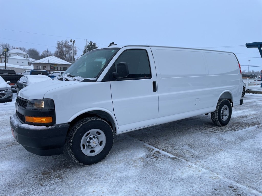 2025 Chevrolet Express Cargo Work Van's photo