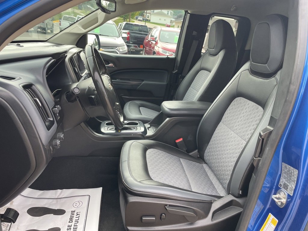 2019 Chevrolet Colorado Z71 photo 3