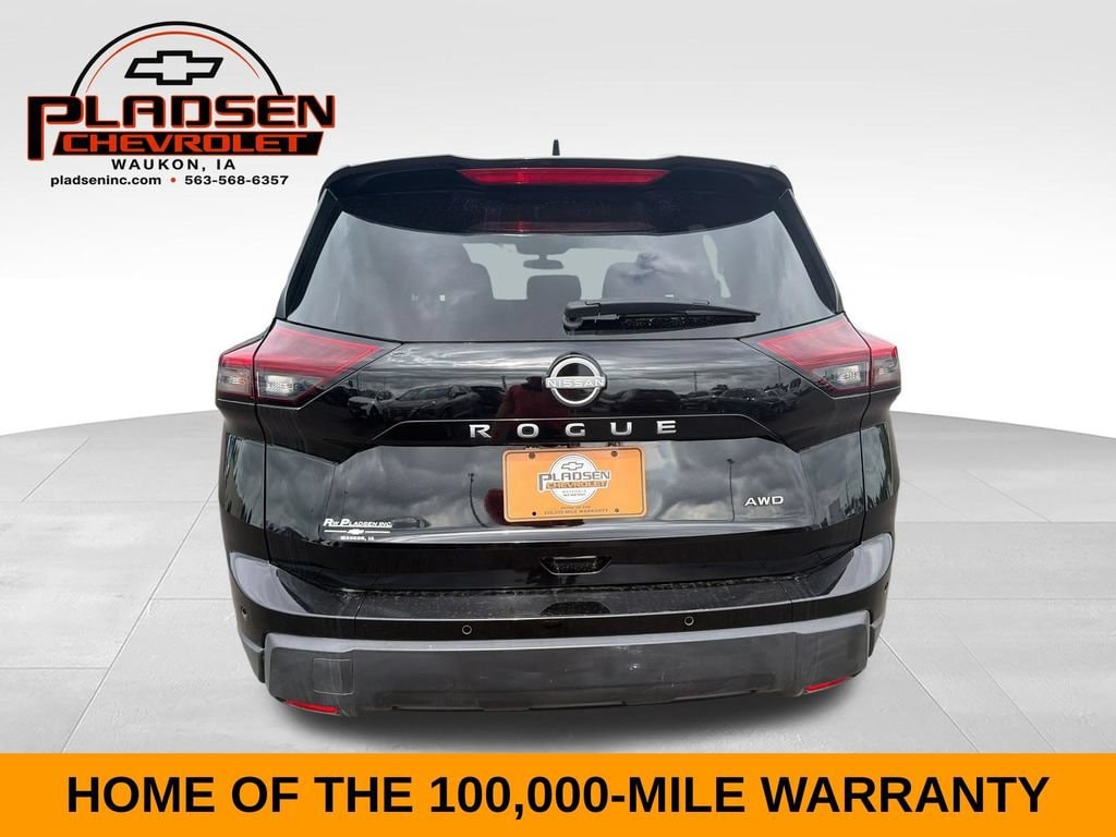 Used 2025 Nissan Rogue SV SUV