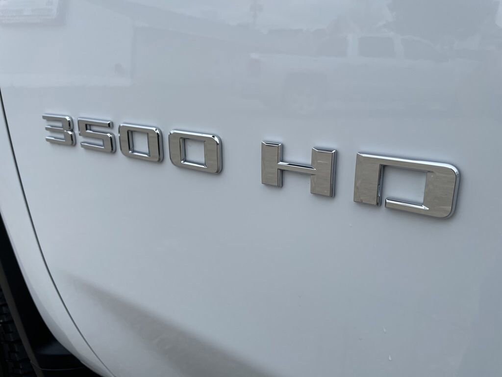 Used 2025 Chevrolet Silverado 3500 HD Chassis Work Truck Truck Regular Cab