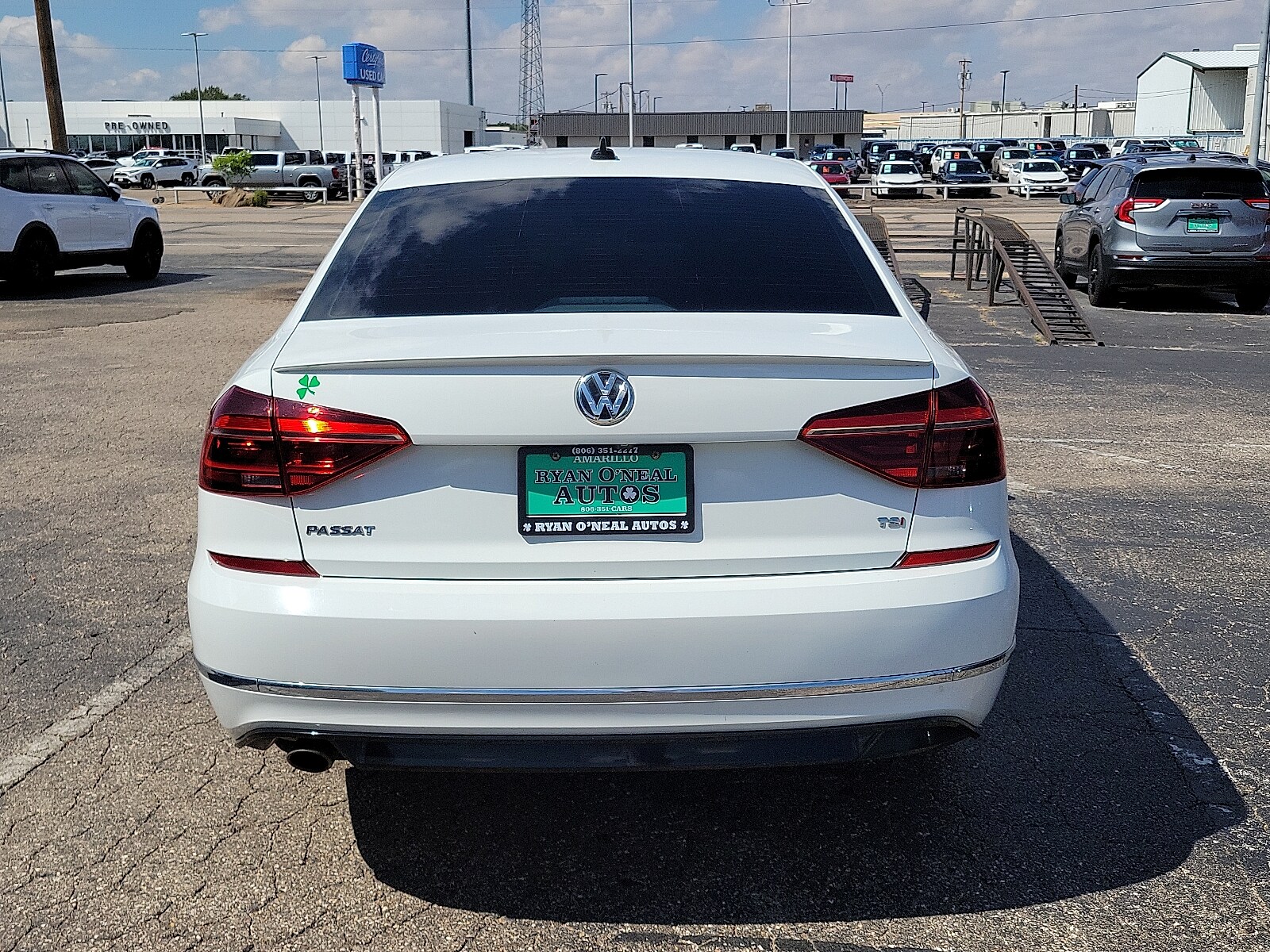 2018 Volkswagen Passat 2.0T S photo 4