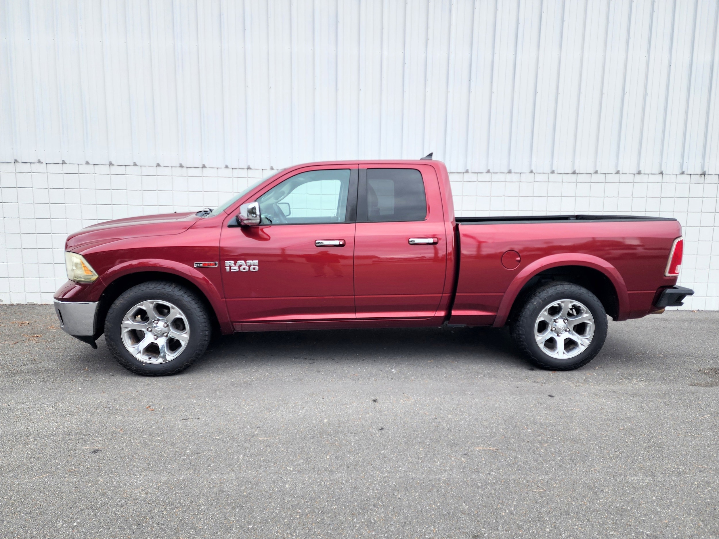 Used 2015 RAM Ram 1500 Pickup Laramie with VIN 1C6RR7JM9FS678385 for sale in Little Rock