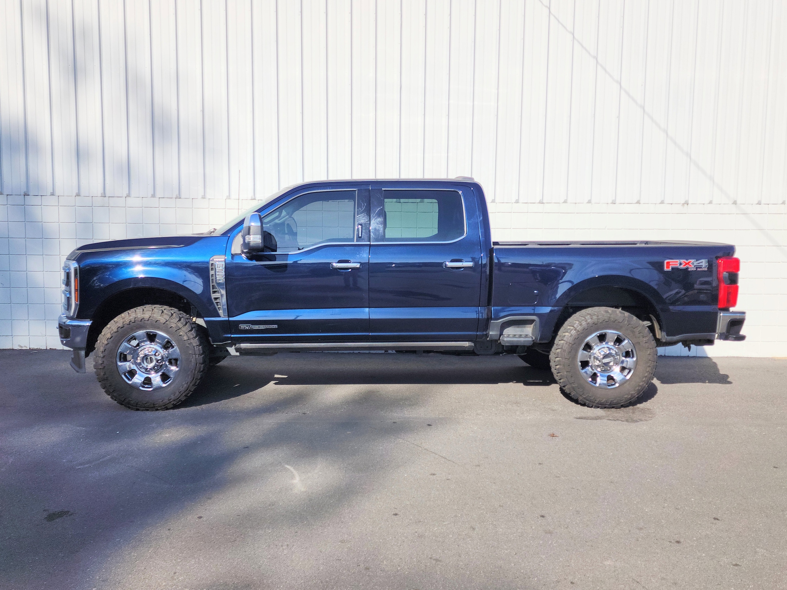 Used 2024 Ford F-250 Super Duty Lariat with VIN 1FT8W2BT9RED24116 for sale in Little Rock
