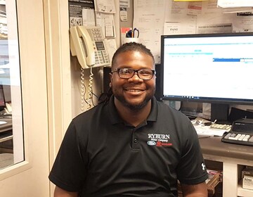 Staff member Sean Gibbs from ID_b324ecd452c0