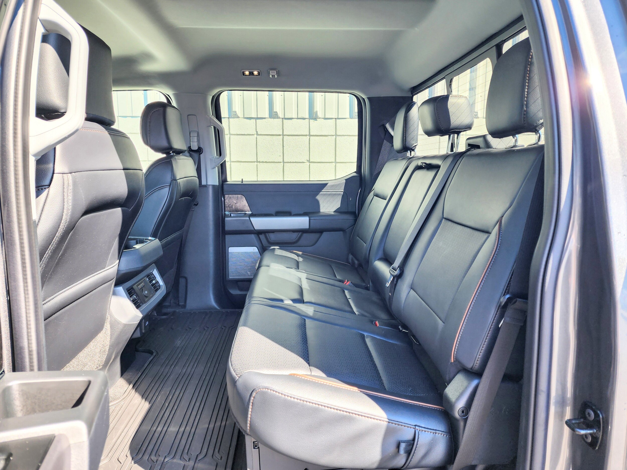 2025 Ford F-250 King Ranch photo 4