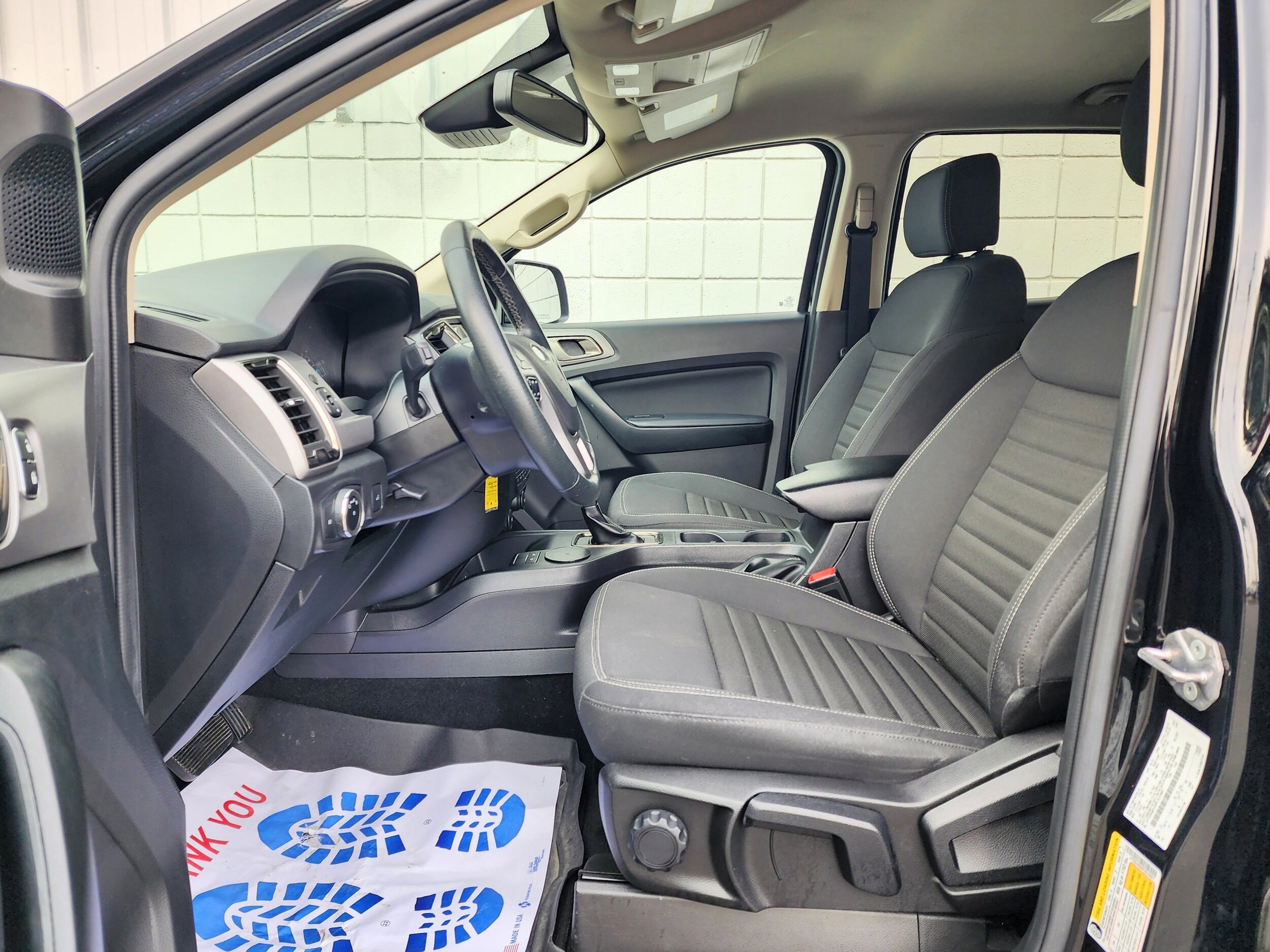 2023 Ford Ranger XLT photo 3