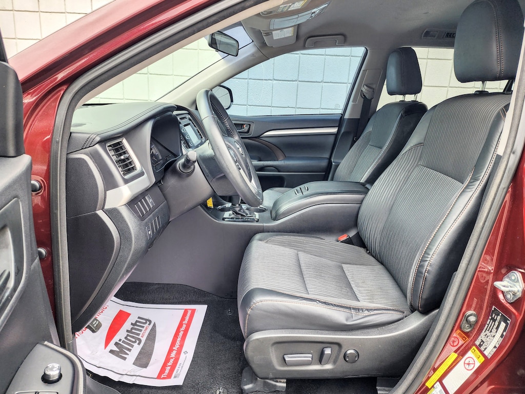 Used 2015 Toyota Highlander LE Plus FWD V6 LE Plus