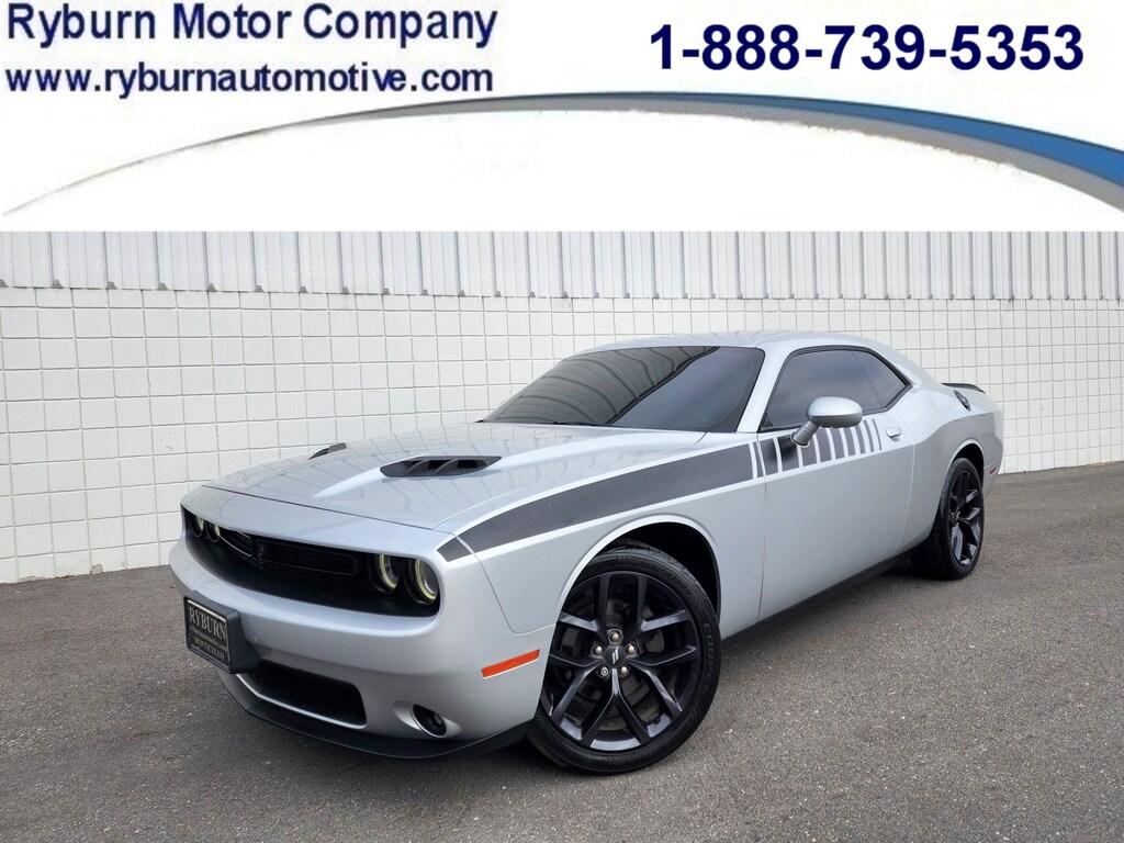 Used 2020 Dodge Challenger SXT SXT RWD