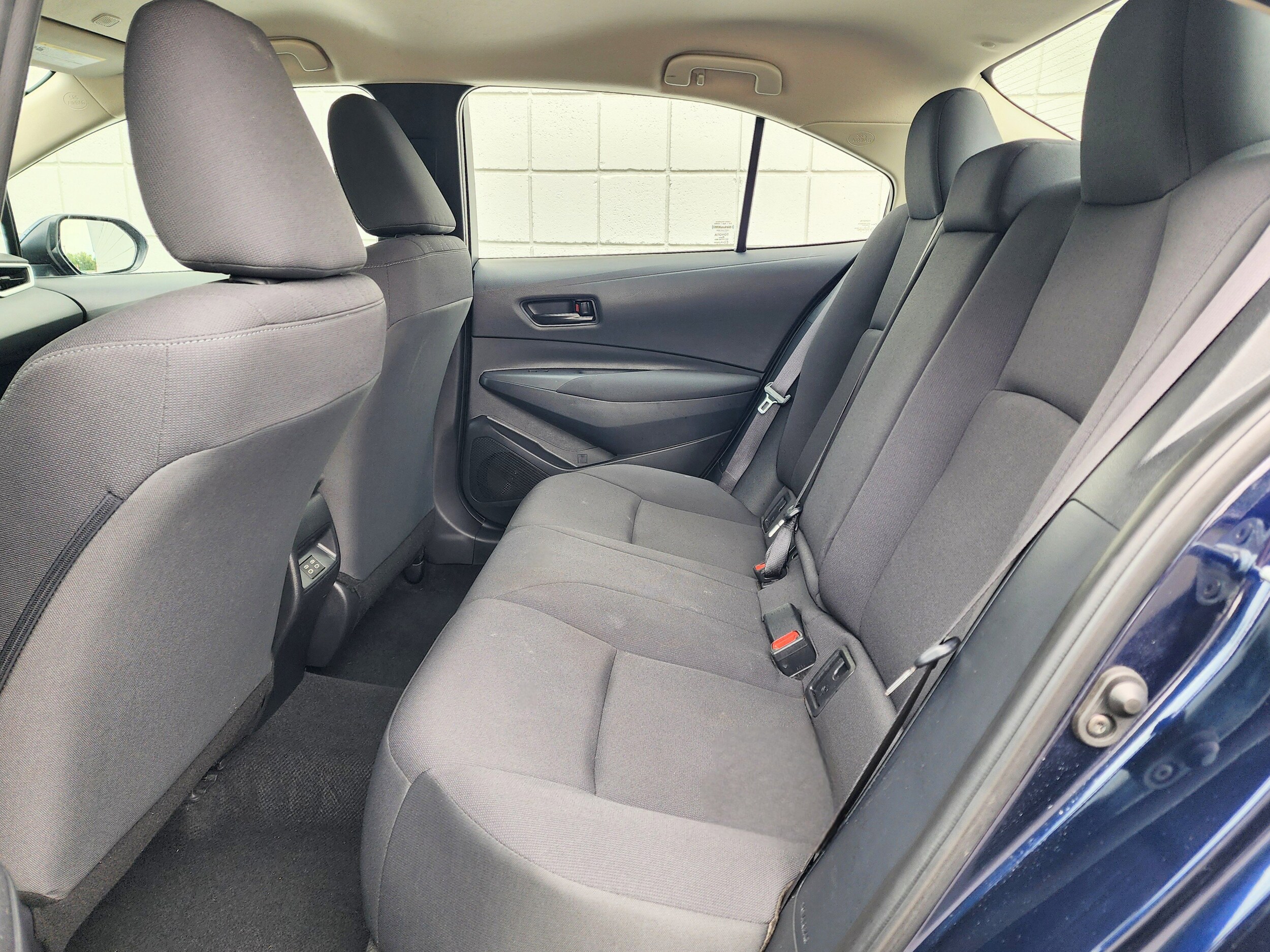 2024 Toyota Corolla LE photo 4