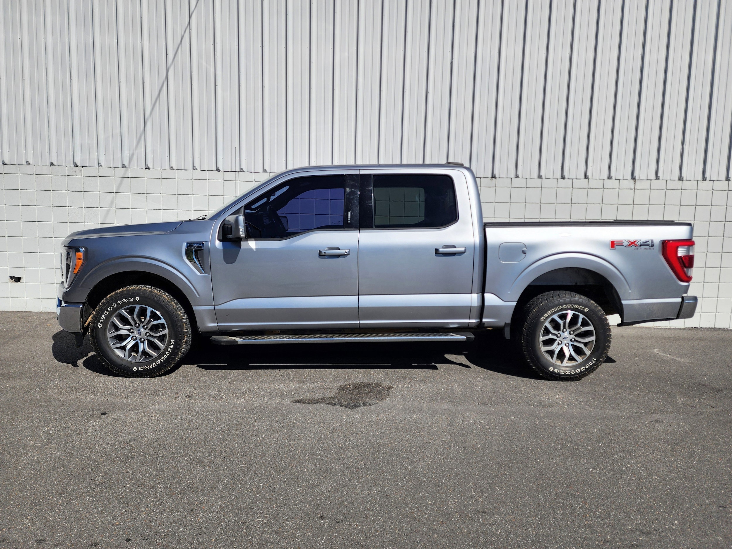 Used 2021 Ford F-150 Lariat with VIN 1FTFW1E8XMFB60421 for sale in Little Rock
