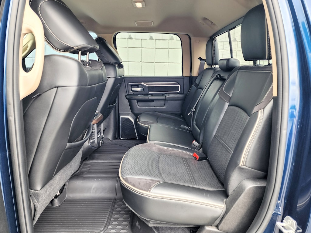 Used 2022 Ram 2500 Laramie 4WD Laramie 4x4 Crew Cab 64 Box