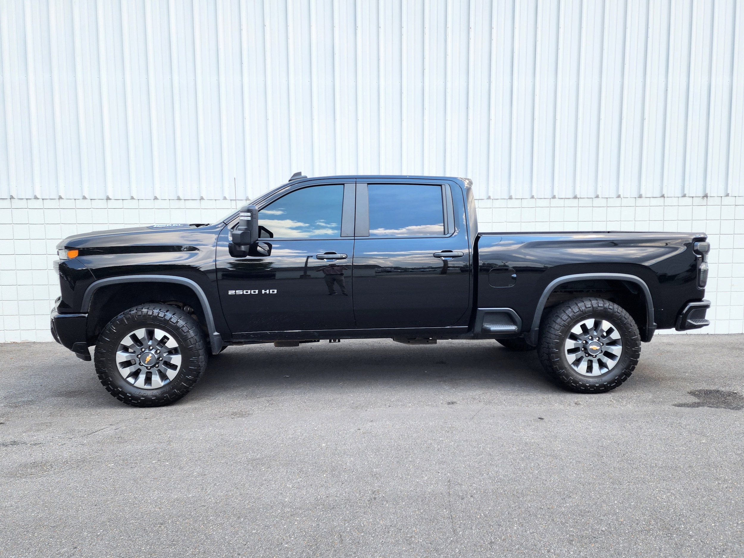 Used 2024 Chevrolet Silverado 2500HD Custom with VIN 2GC4YME75R1108543 for sale in Little Rock