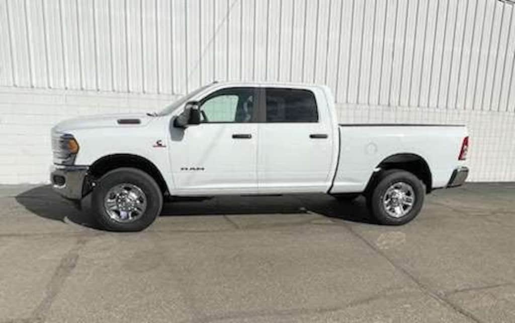 New 2024 Ram 2500 BIG HORN CREW CAB 4X4 6'4 BOX For Sale Monticello AR