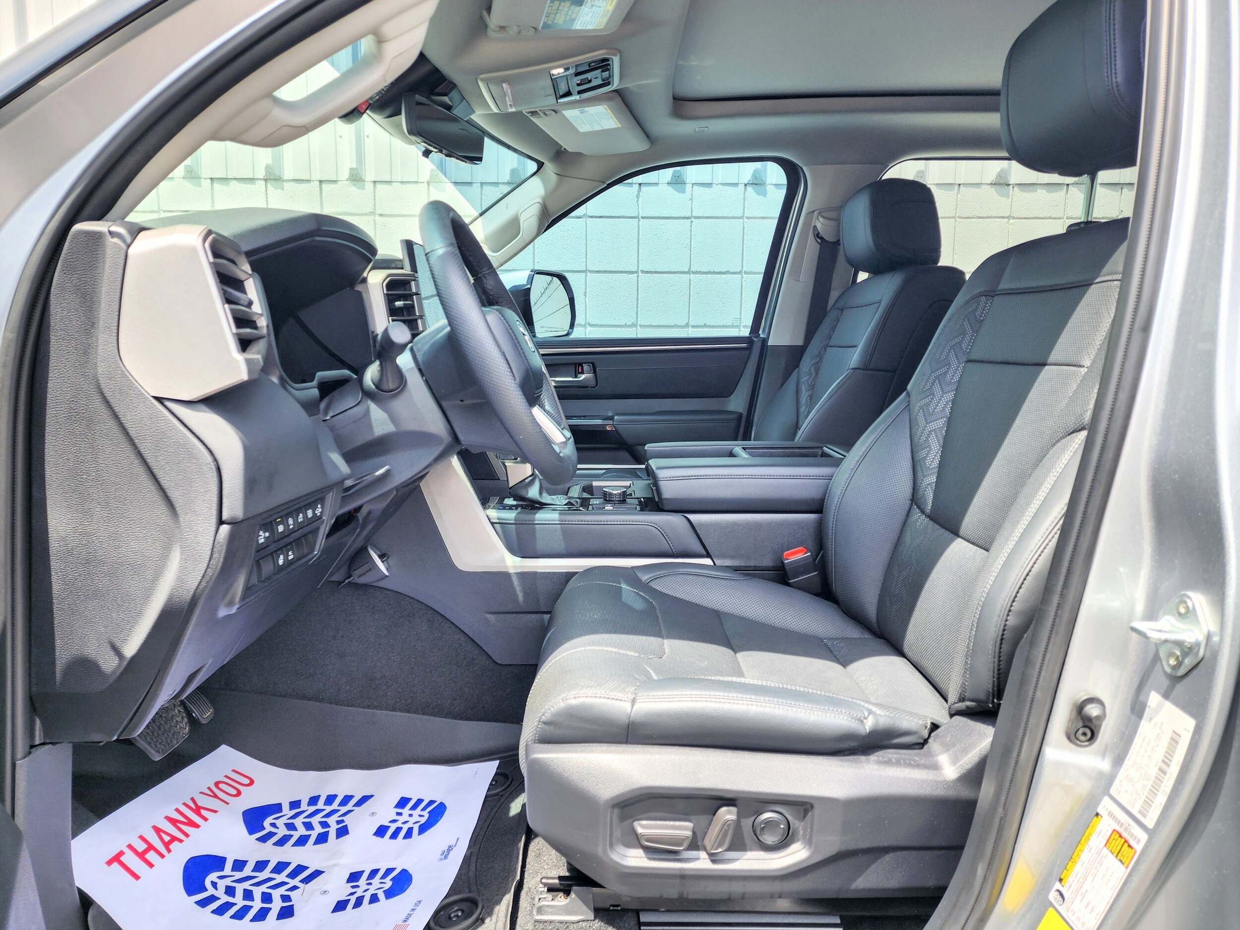 2024 Toyota Tundra Limited photo 3